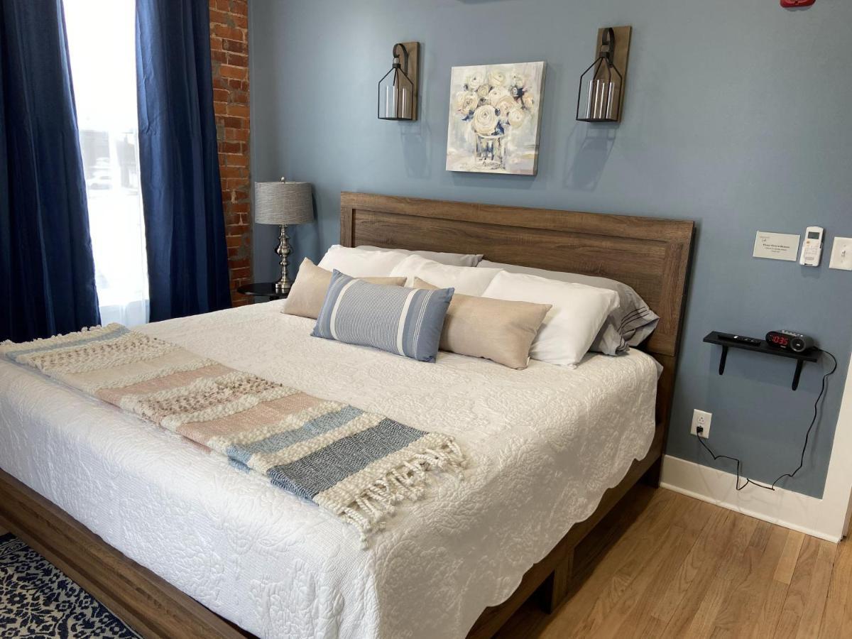 Brickhouse Loft - A Boutique Hotel Martinsville المظهر الخارجي الصورة